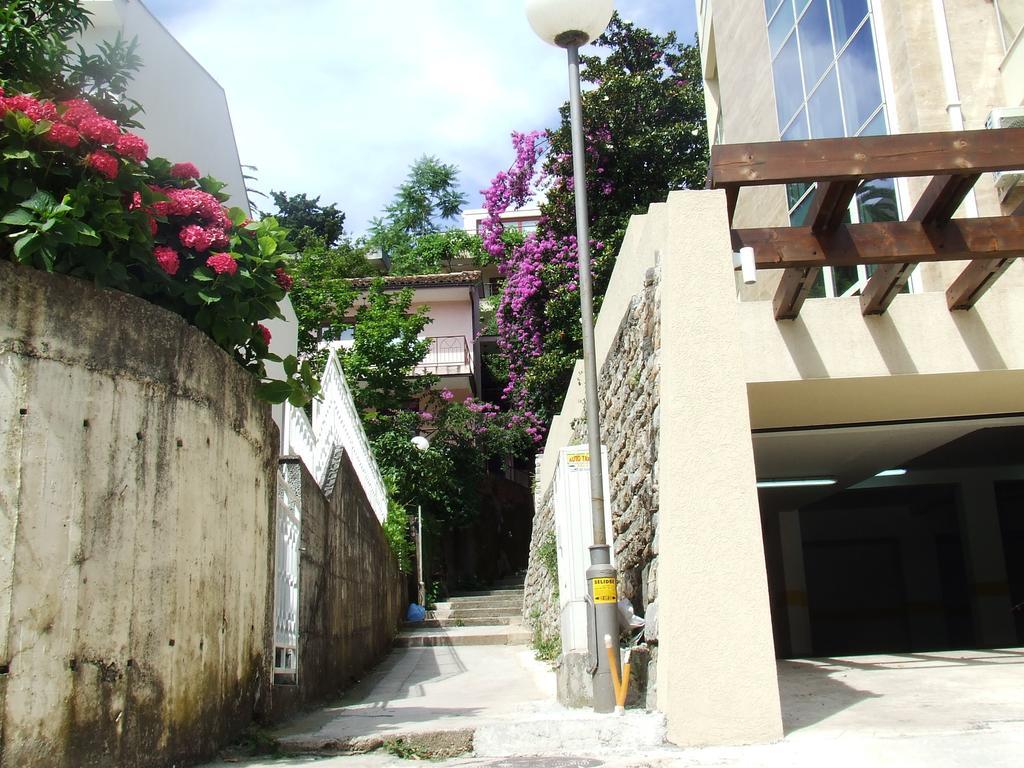 Sarap Apartments Budva Exterior foto